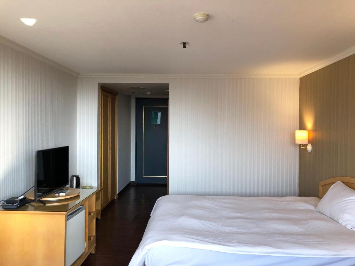 Hermes Hotel Hszincsu Kültér fotó